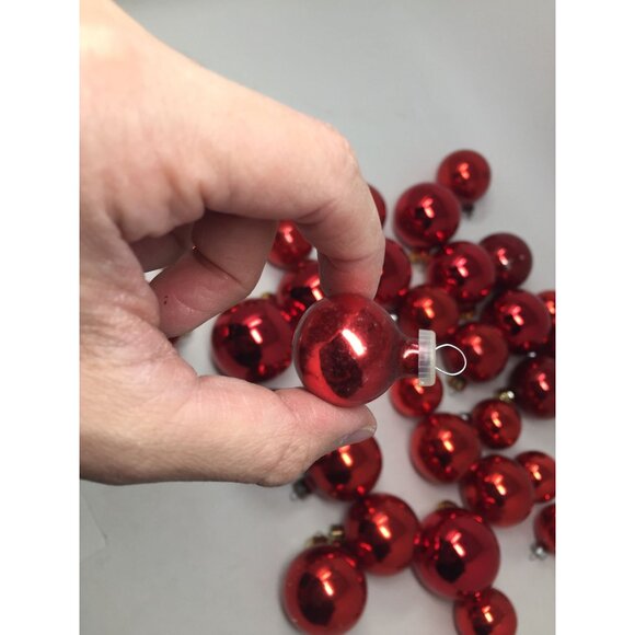33 Red Shiny Christmas Tree Ornaments - Picture 12 of 13